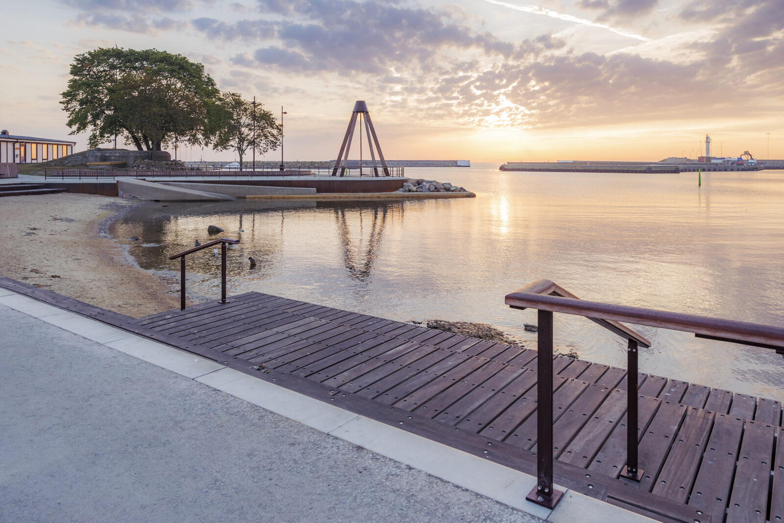 Tullhusstranden i Simrishamn, vinnare av Sienapriset 2016. Arkitekt: Sydväst arkitektur och landskap. Foto: Werner Nystrand.