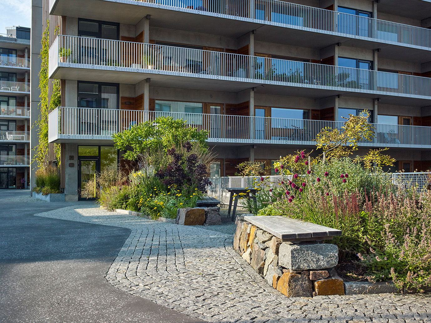 Brf Viva, 02Landskap. Foto: Ulf Celander.