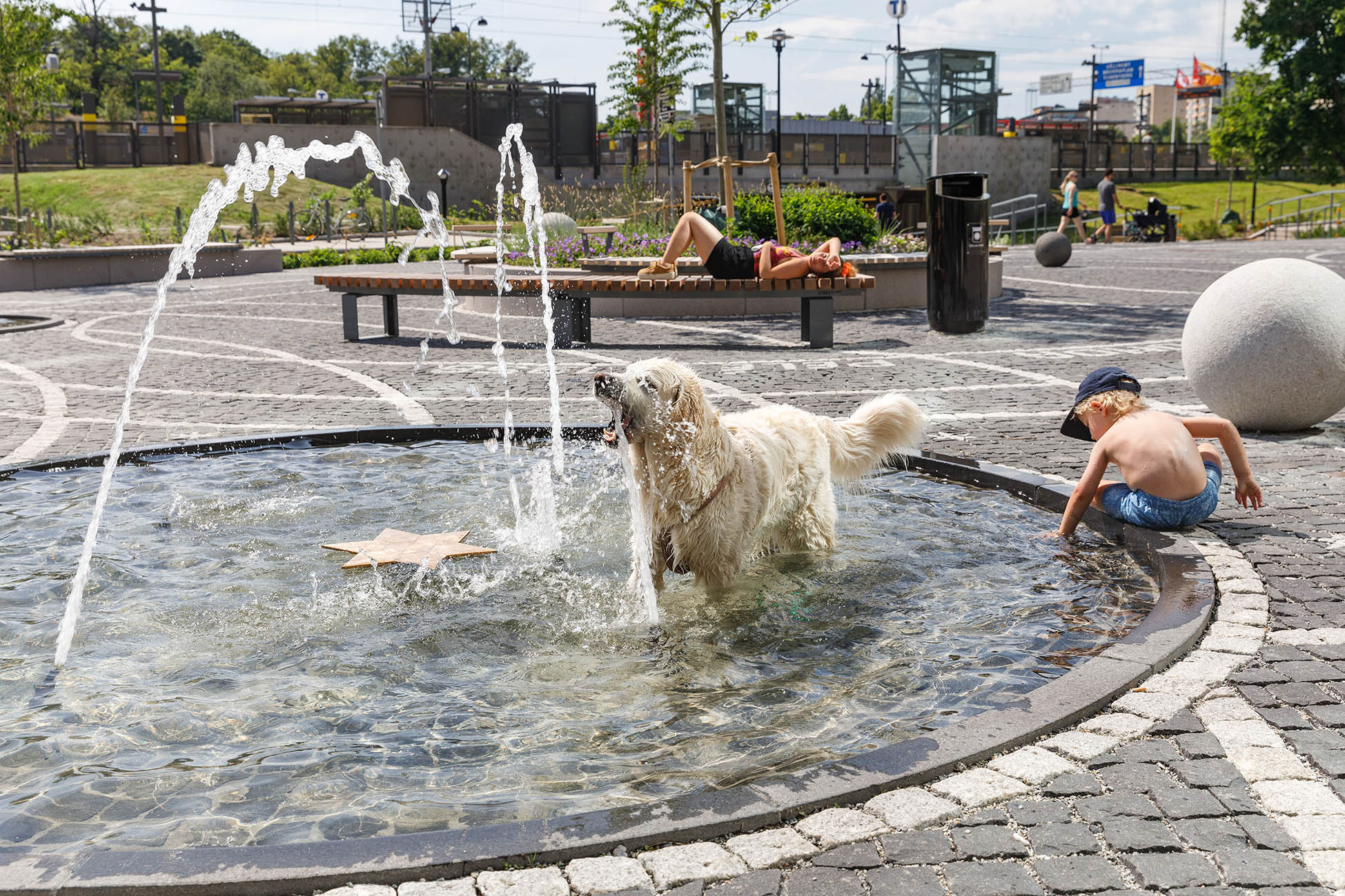 Kv Lagern torg- och parkstråk, Tengbom. Foto: Sten Jansin. Kv Lagern torg- och parkstråk, Tengbom. Foto: Sten Jansin.