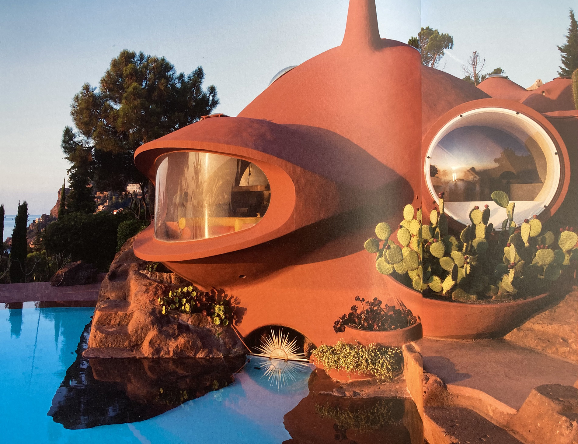 ”Jag önskar ett hus i mänsklig skala (...) där man känner livsglädje, kanske som i ett näste”, säger Antti Lovag.