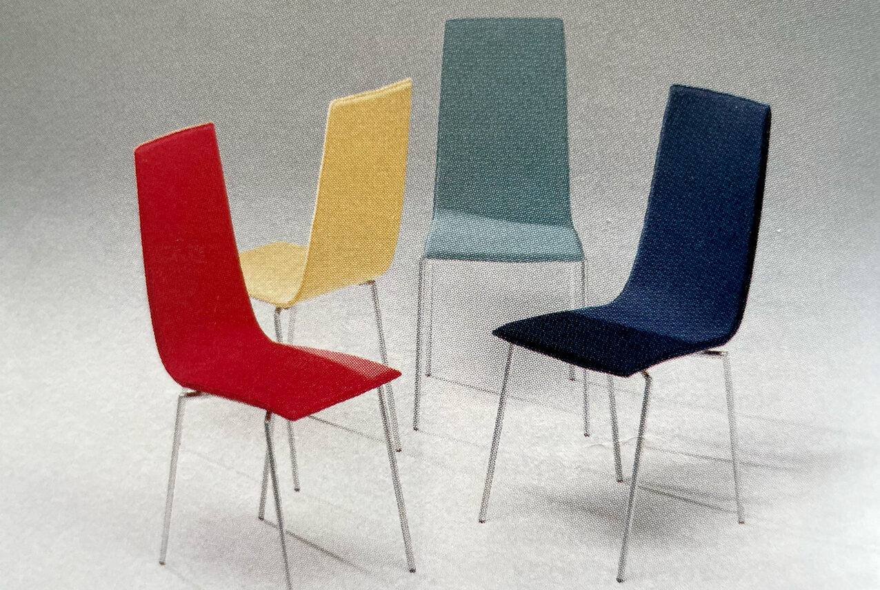 Stolen Cobra, av Mattias Ljunggren vann Guldstolens Bra klassiker 2002.