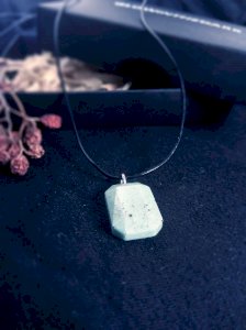 Glowing stone , Glowing pendant, transparent necklace, wood pendant, Wooden resin necklace, Gift Necklace, Resin wood, Glow in the dark