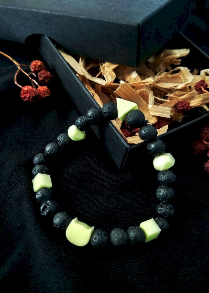 Glowing Bracelet, Cat glowing bracelet, Glow in the dark bracelet