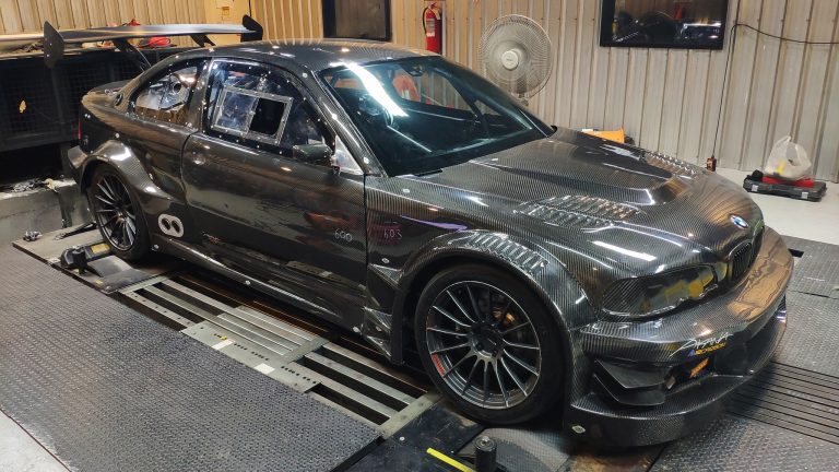Komplet kulfiberraket – Fjerlet BMW M3 har V8 og 420 hk