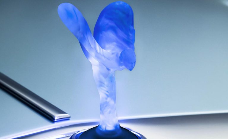 EU forbyder Rolls-Royce-emblem: Det lyser