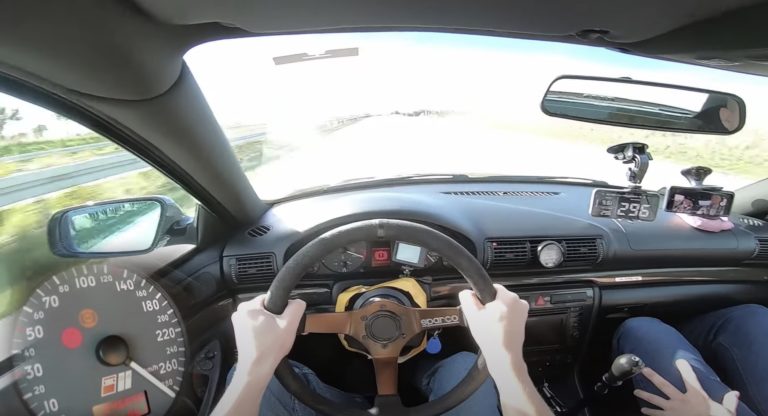 VILDT! Gammel Audi S4 med 820 hk accelererer som død og helvede
