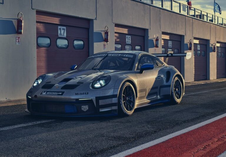 Den nye 911 GT3 leveres… på slicks!