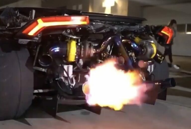 Sådan skal en bil lyde! Huracan med twinturbo