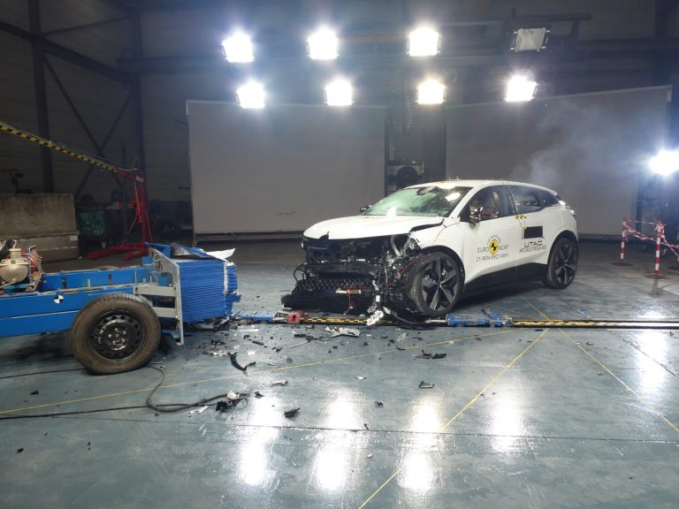 Modsat Zoe er denne Renault IKKE livsfarlig