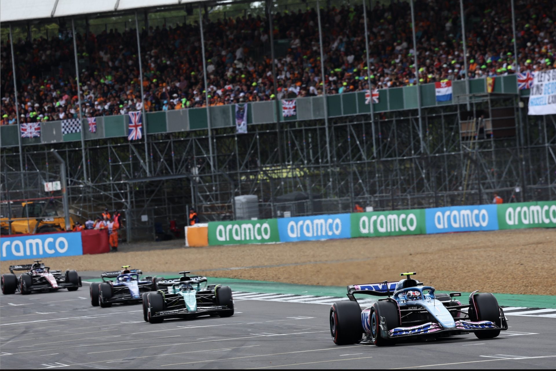 Formel 1-hold fyrer direktør med øjeblikkelig virkning - 