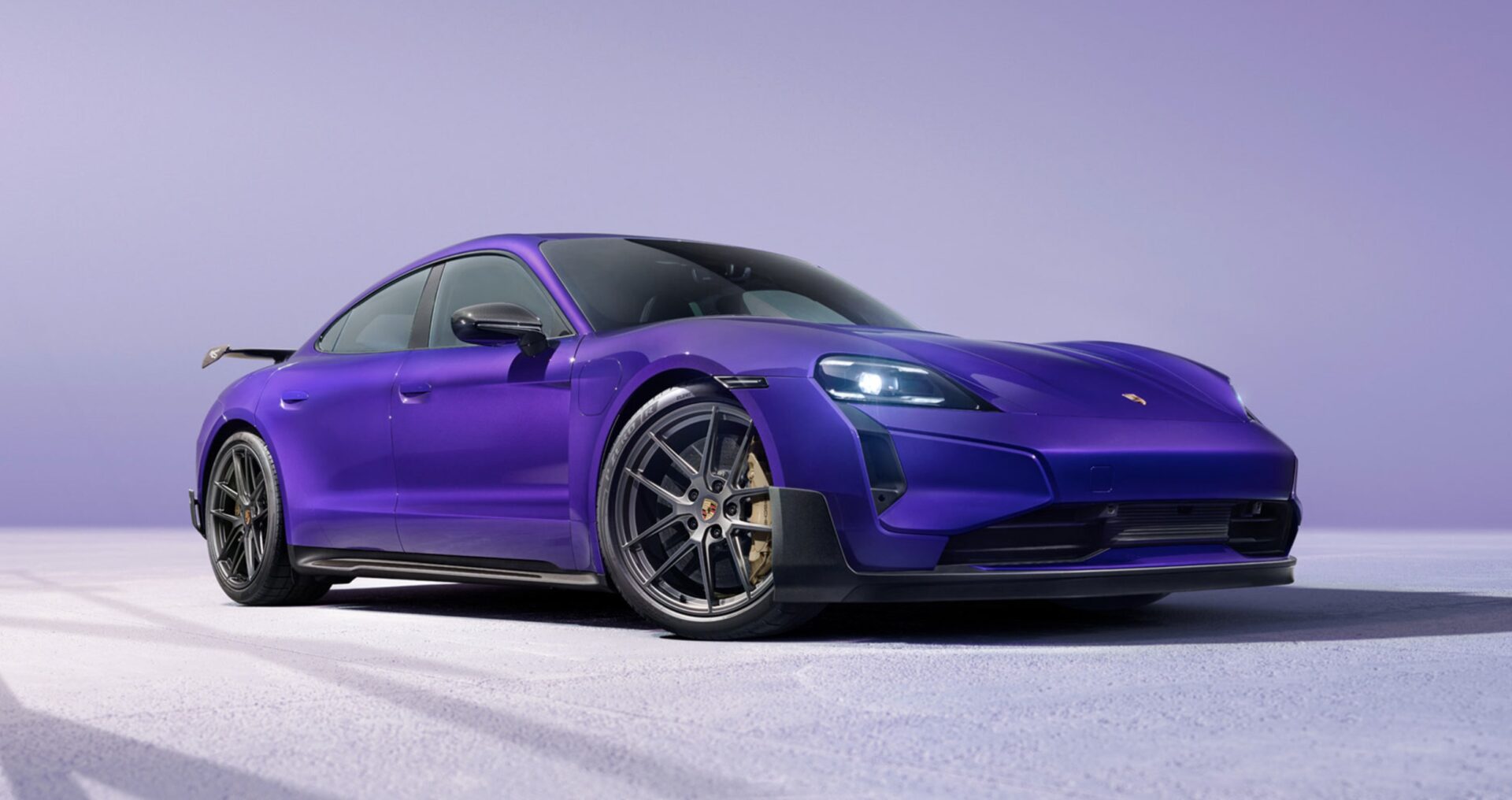 Porsches nye elbil taber 234.000 kr. i værdi på 28 dage