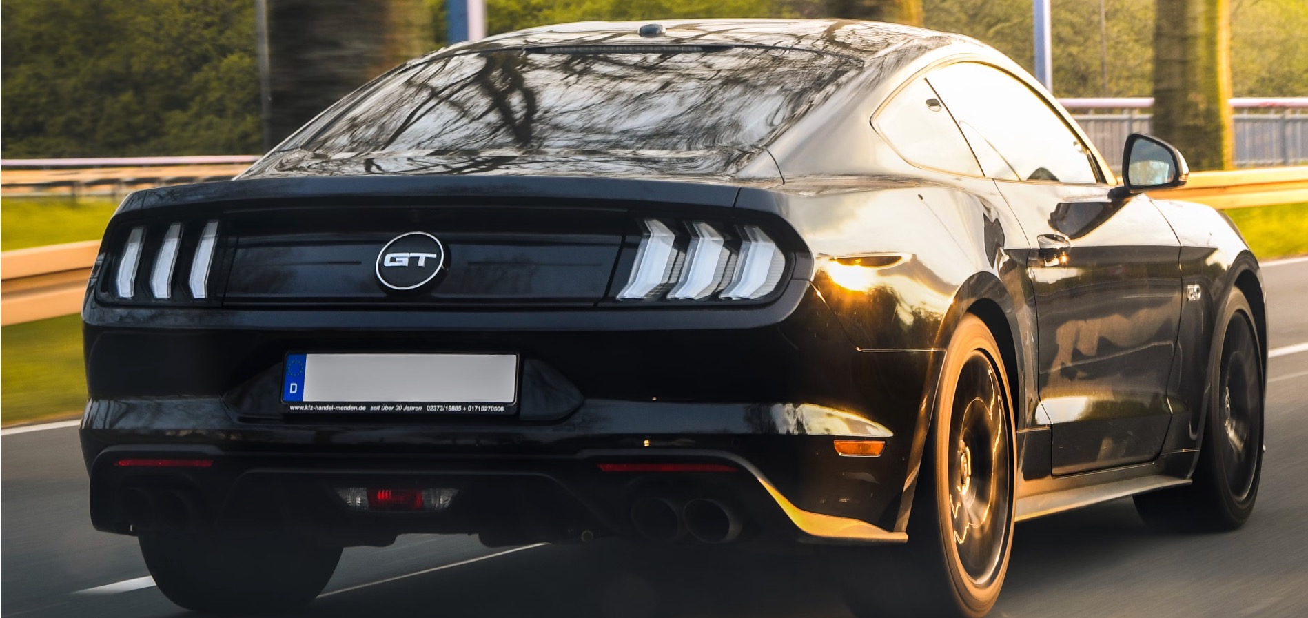 Vandskadet Ford undgår ophug - doneret til teknisk skole