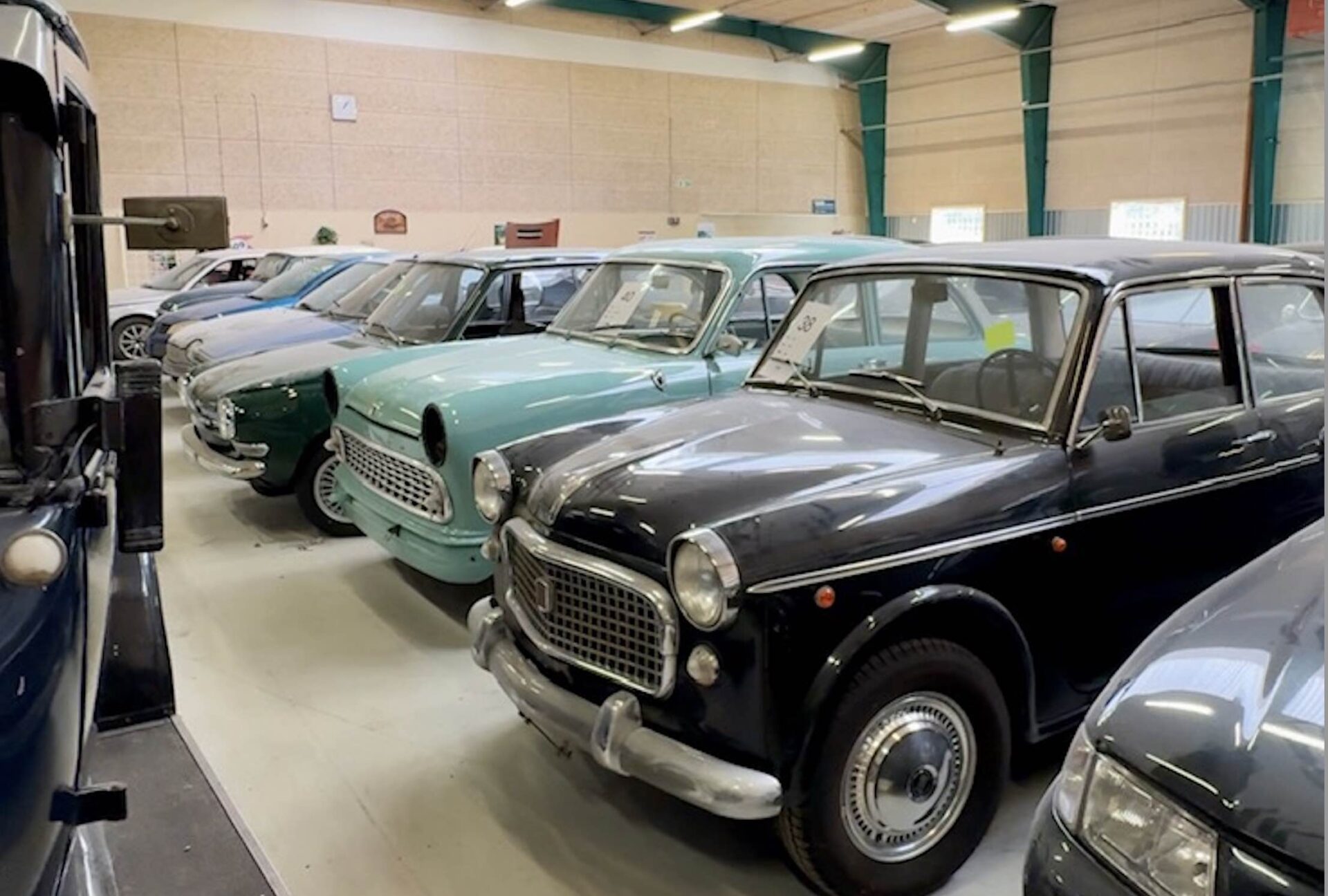 Dansk familie sælger ud af bilmuseums særlige samling