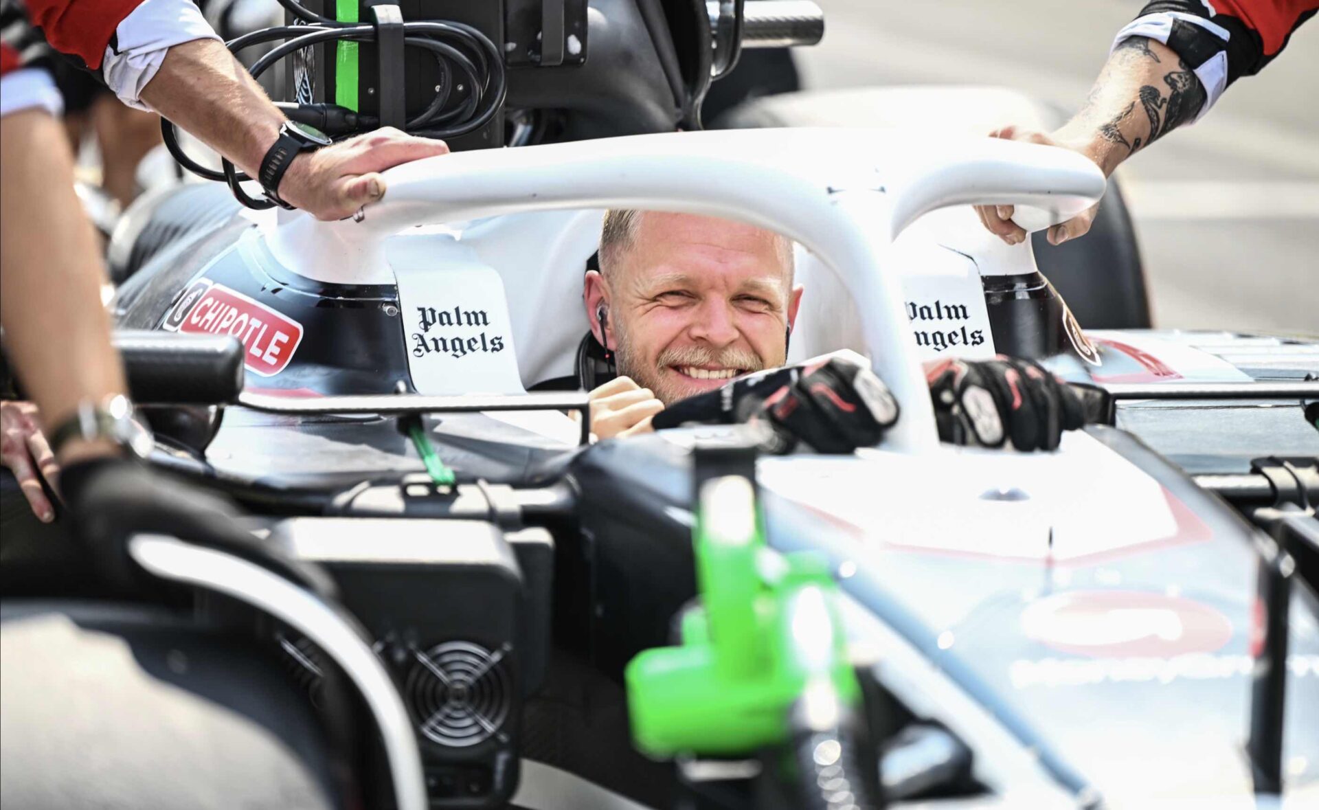 Magnussen får hårdeste straf i Formel 1 - Haas hjælper ikke