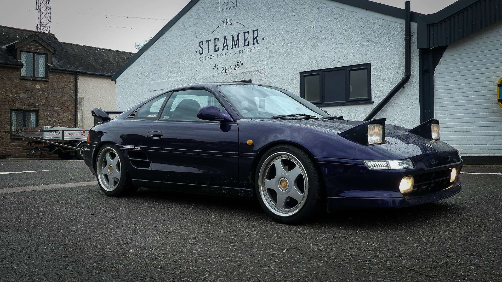 Toyota antyder - nye Celica og MR2 er på vej