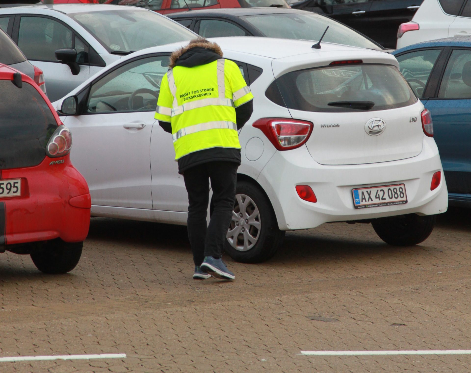 Efter nyt forbud - 316.000 bilister overtræder loven