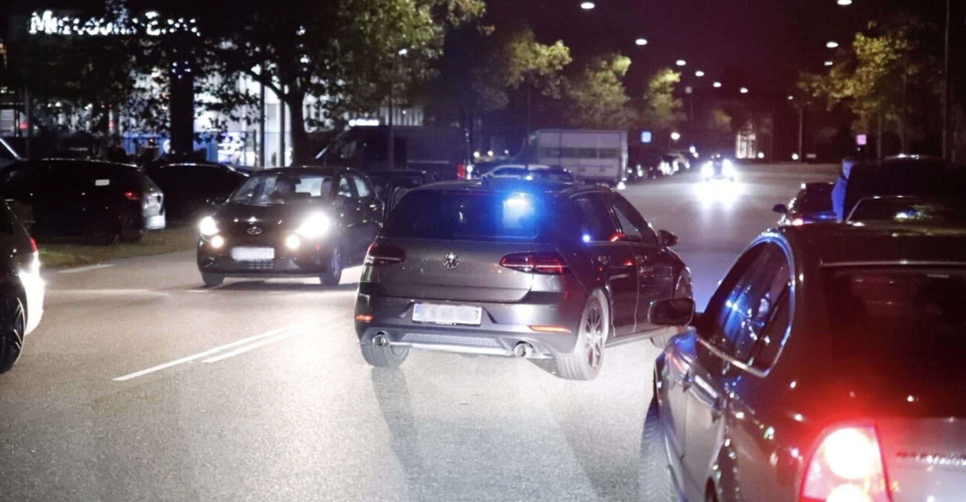 Fartgal betjent erkender 'sjusk' med optagelser