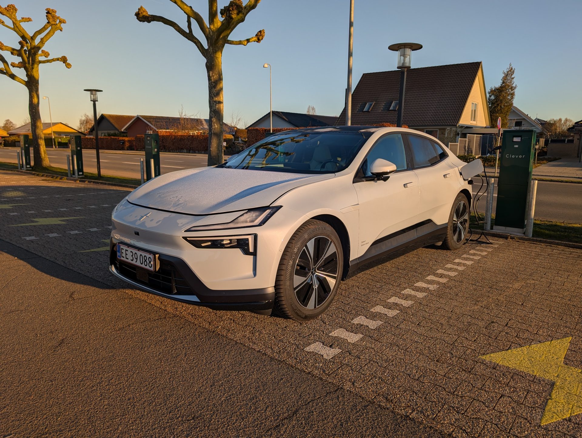 Polestar 4-anmeldelse: Det halter ALT for meget