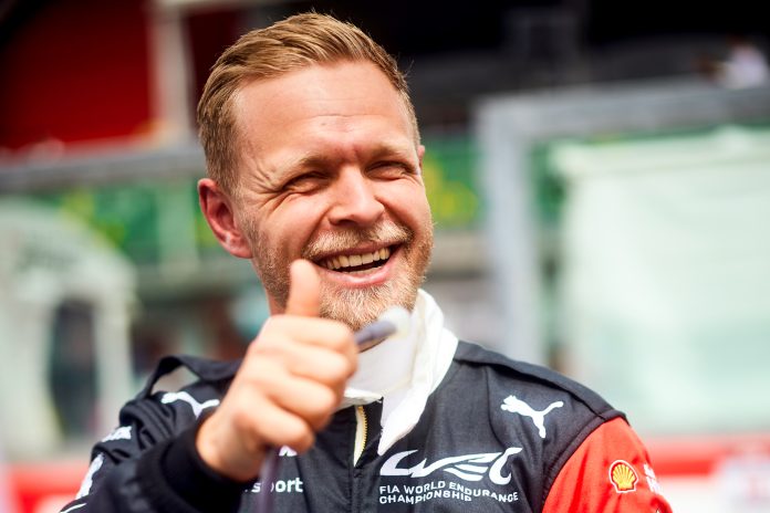 Glad Kevin Magnussen deler god nyhed trods nedtur