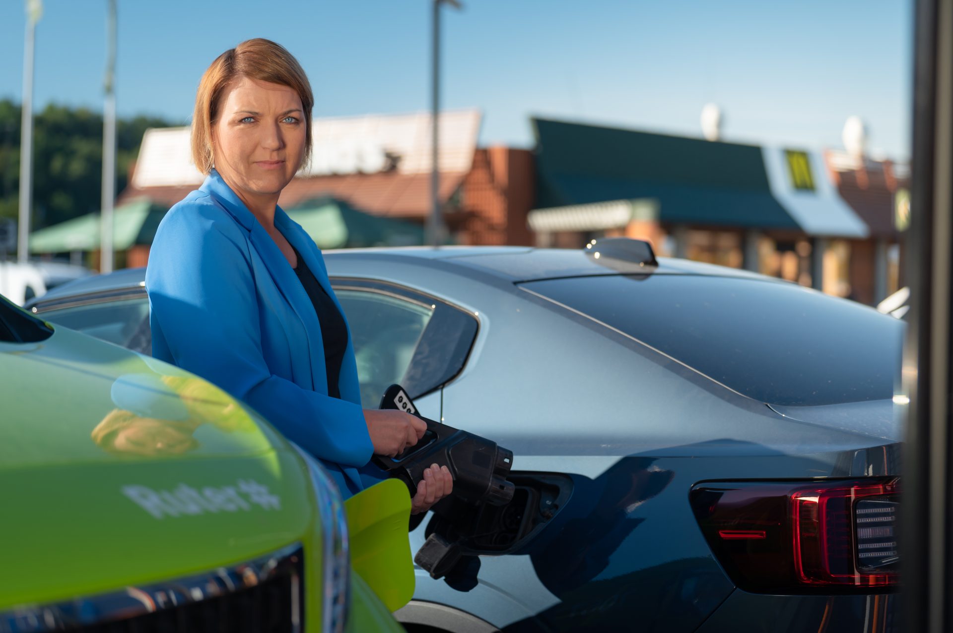 43 procent af bilisterne vil nu fravælge Tesla