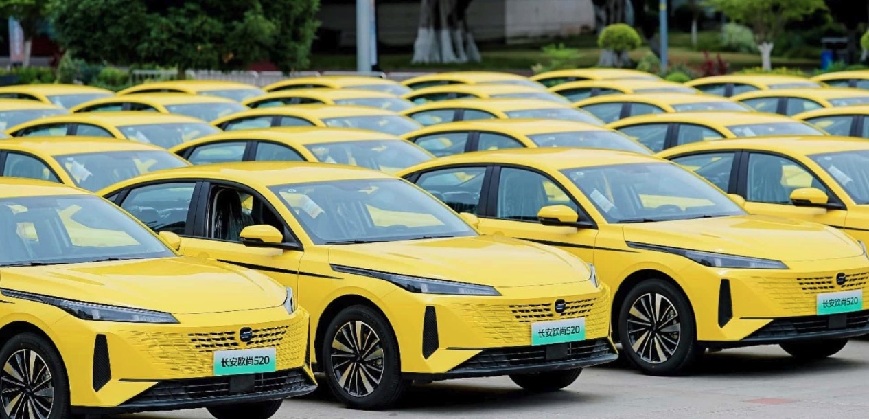 Kinamærke lover opladt elbil på 100 sekunder