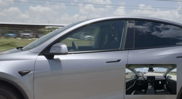 Førerløs Tesla kører fra fabrikken til kunden – se videoen her