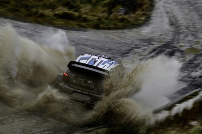 Rallykører: Folk hader mig fordi jeg kører elbil