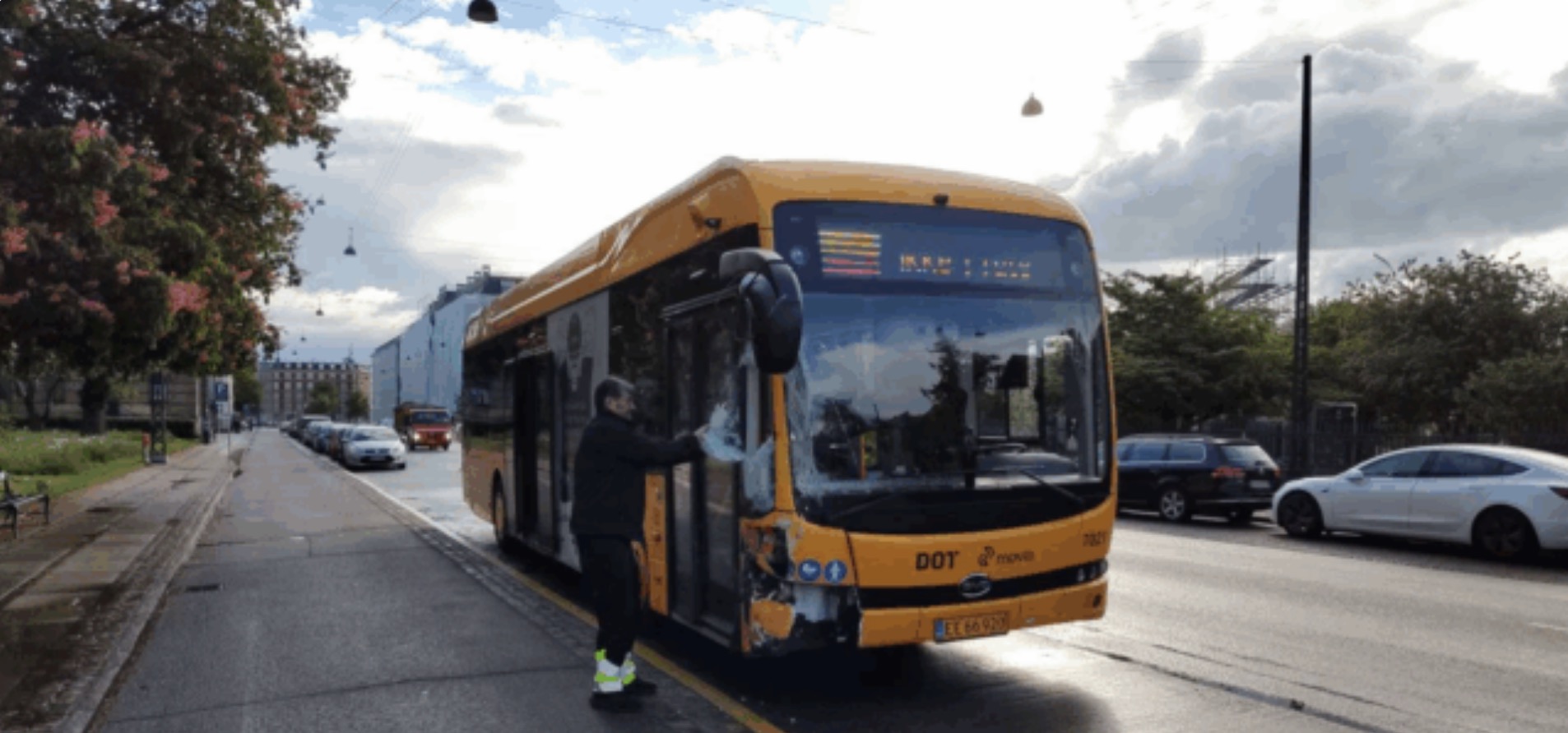 Politiet leverer beslaglagt bus til 4 millioner tilbage