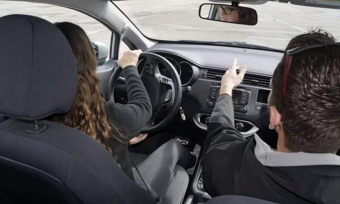Mobning koster unge bilister kørekortet i 1 år