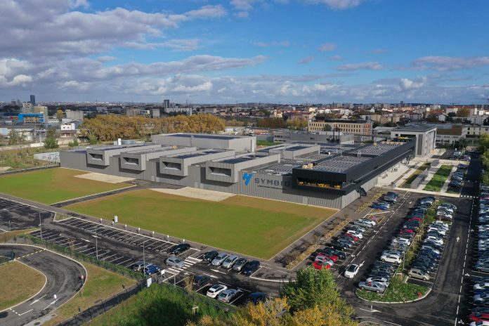 Bildele-gigant taber 11 millioner kroner om dagen