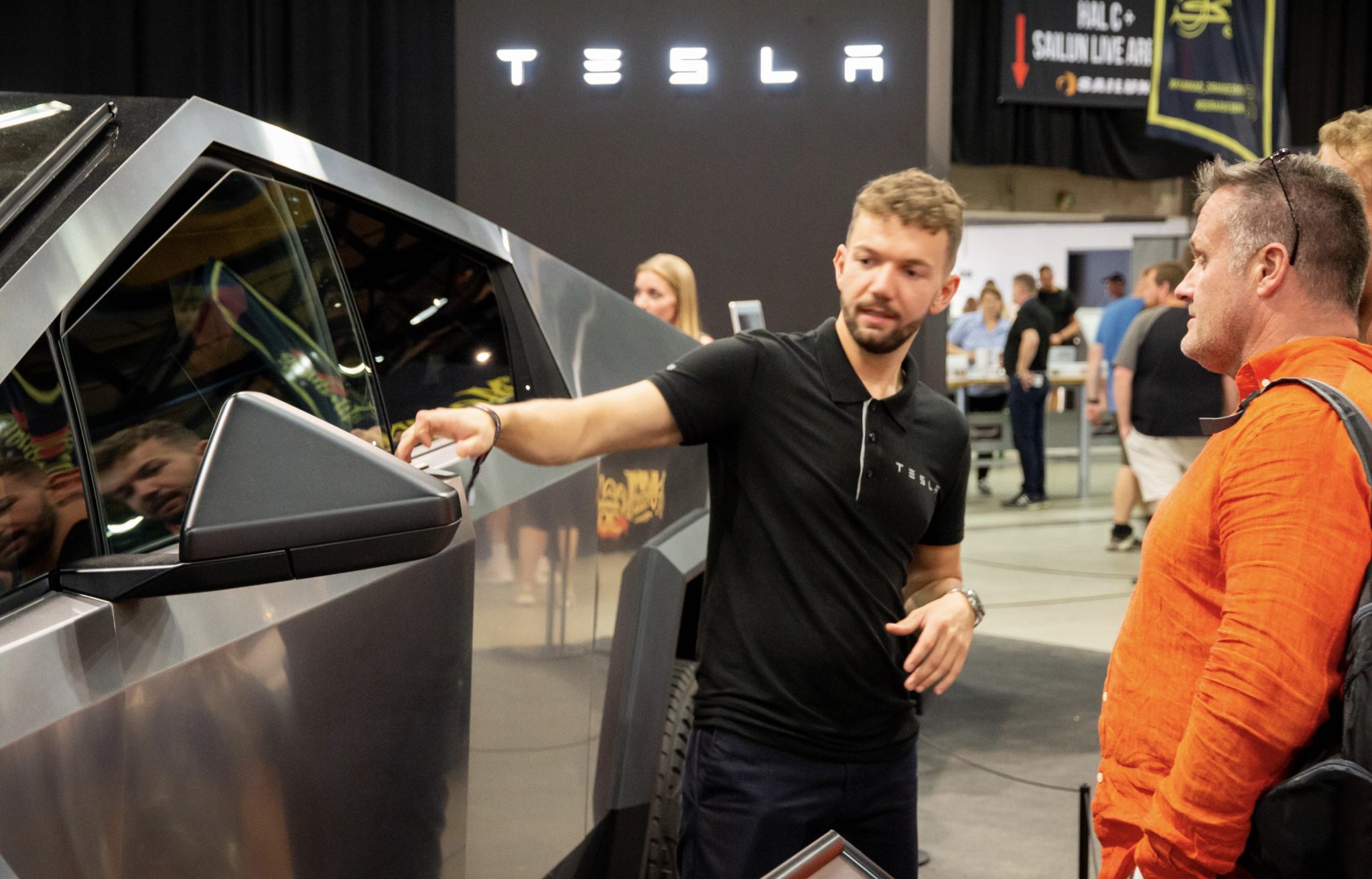 Auto Show-messen er alt det fede på fire hjul – og du kan spare penge nu!