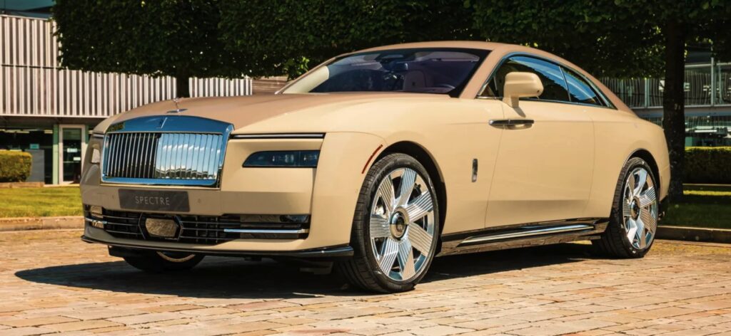 Rolls-Royce bygger bil til 6 mio. kr. til ære for hunden Bailey