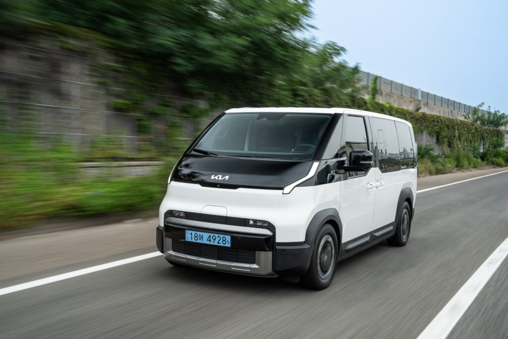 Kia klar til at udfordre VW ID. Buzz med ny, funky PV5 Kia klar til at udfordre VW ID. Buzz med ny, funky PV5