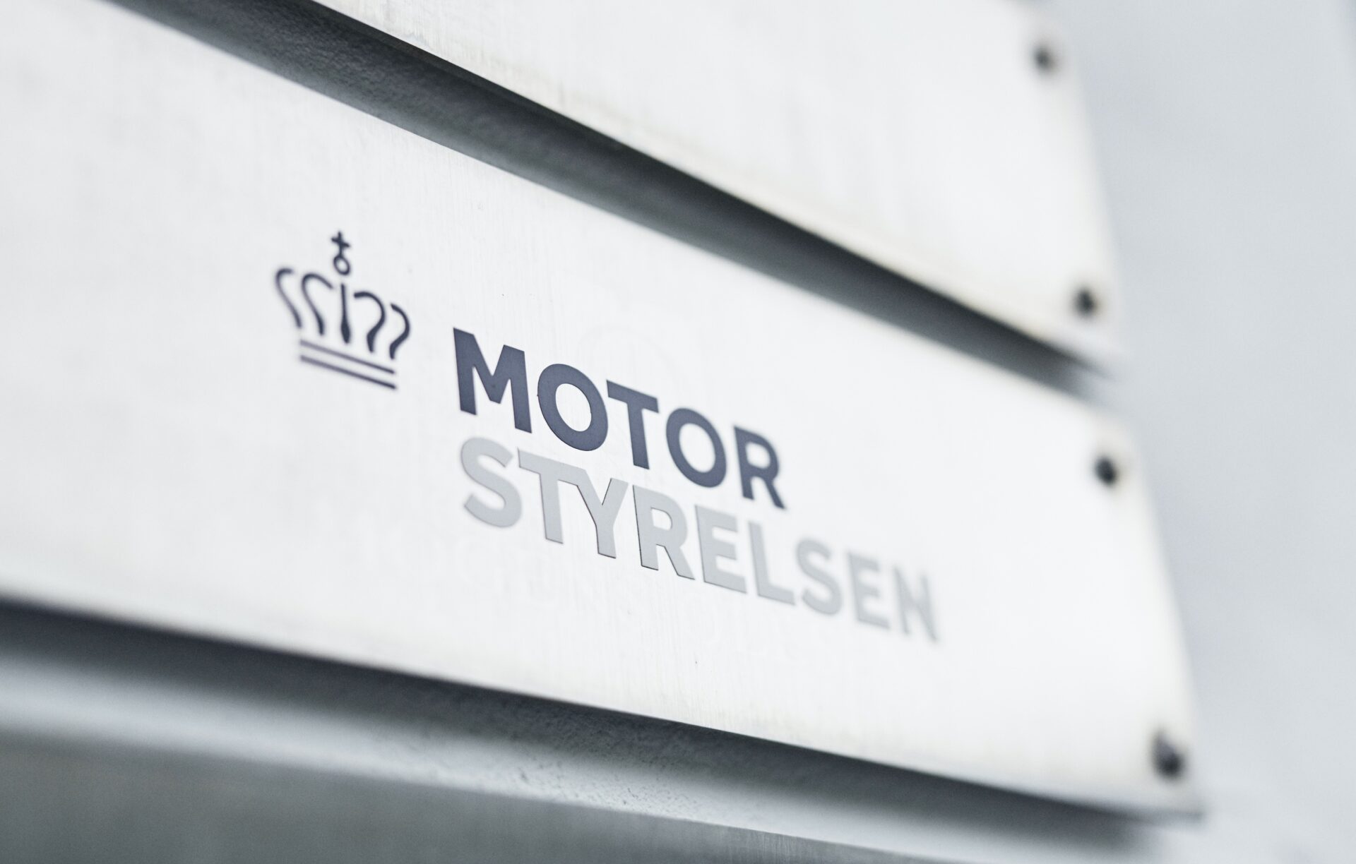 Endnu en ændring for bilister: Toldsteder dropper prøvemærker