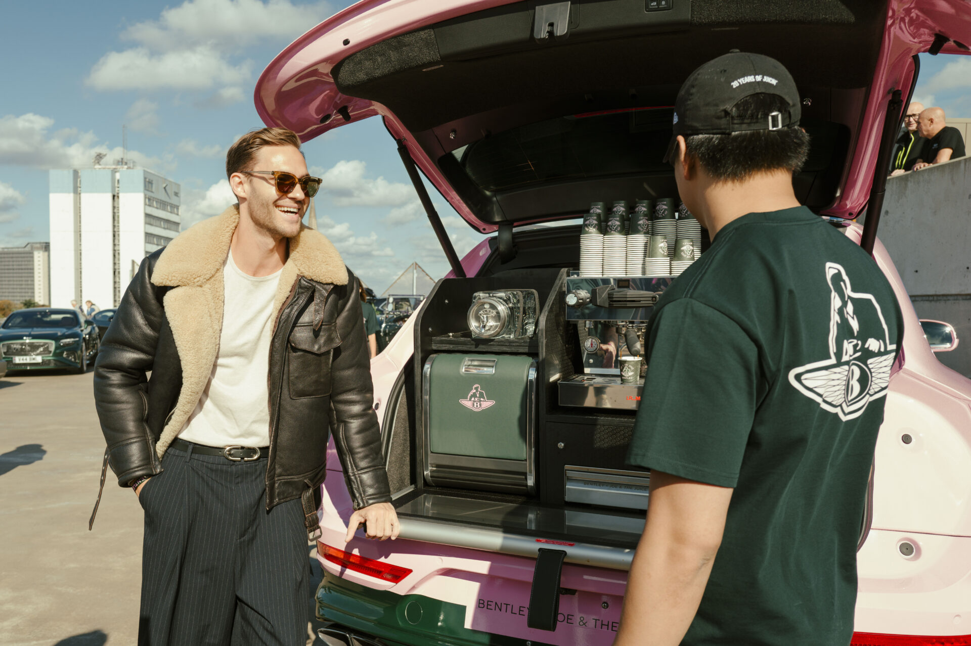 Bentley x Joe & The Juice: Sådan ser verdens dyreste kaffebil ud