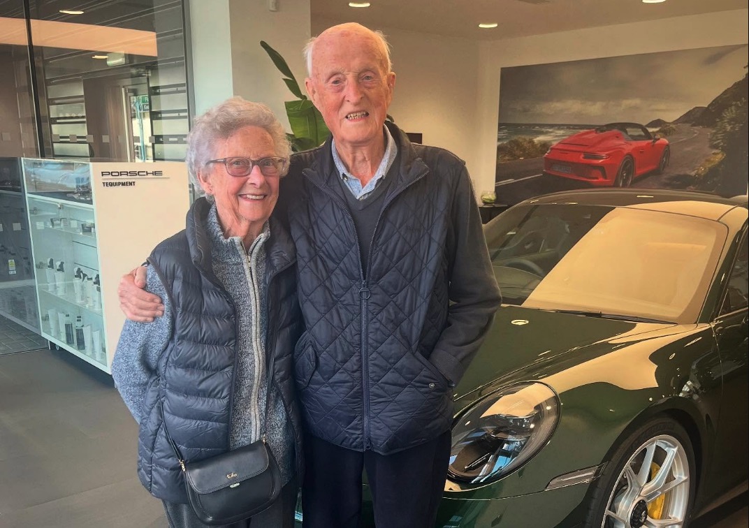 92-årige købte Porsche - 