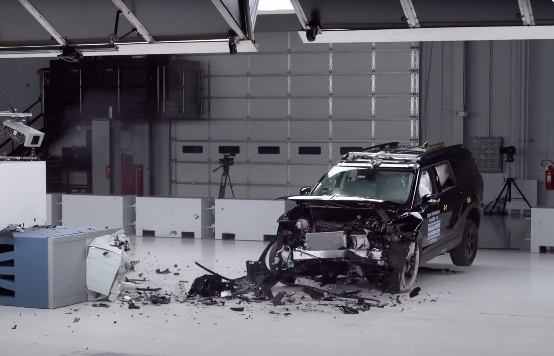 135.000 brandfarlige biler tilbagekaldes efter crashtest