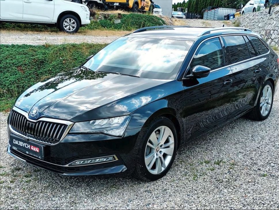 Forruden vejer 100 kilo - brugt Skoda koster 1,6 millioner