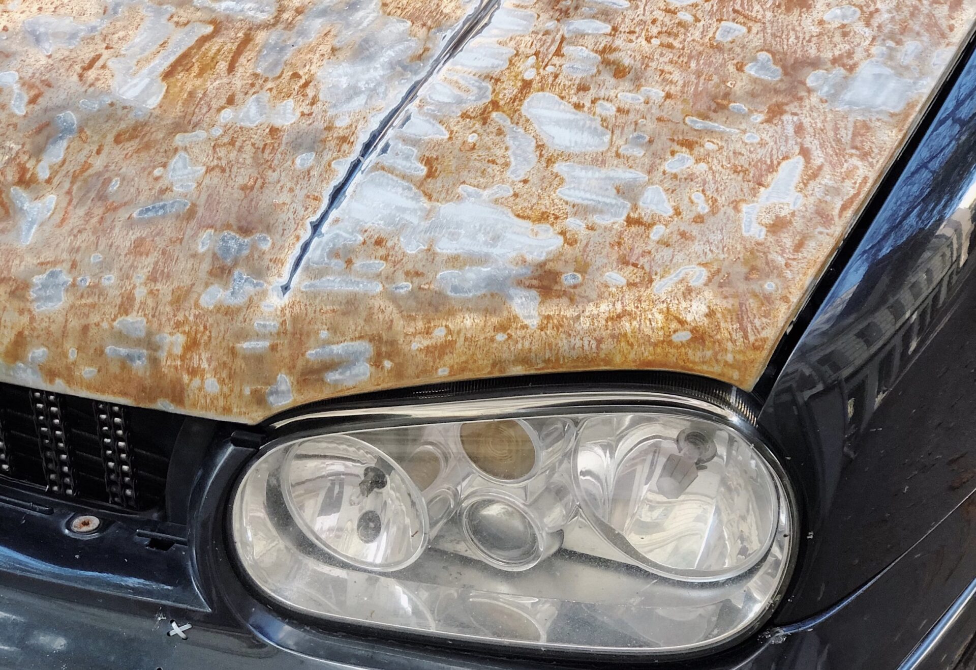 Disse 11 moderne biler ruster stadig væk under dig