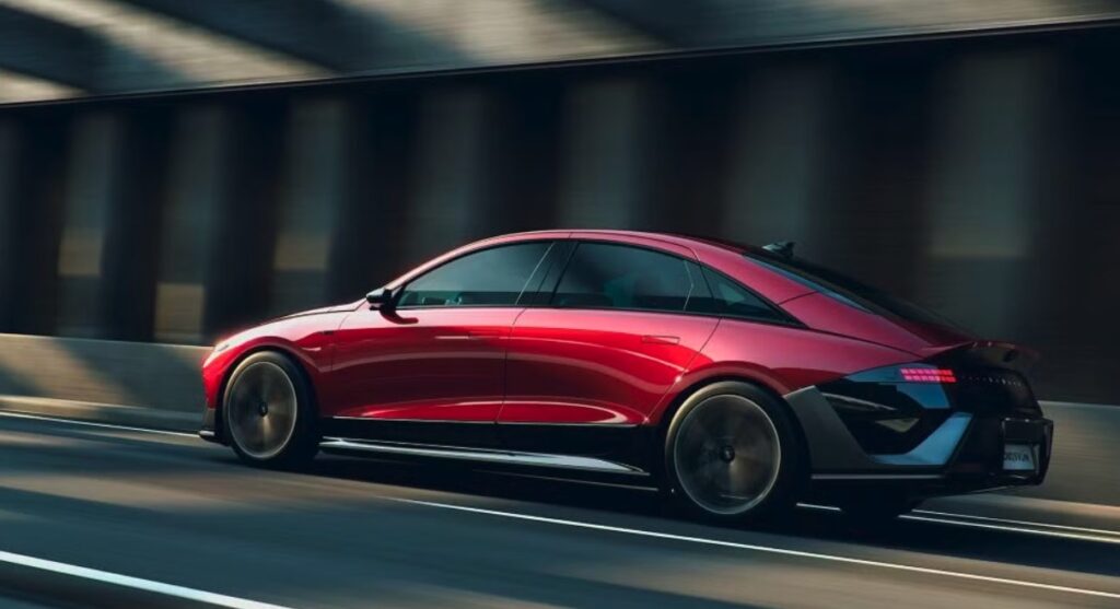 Tiltrængt makeover: Hyundai Ioniq 6 er pludselig blevet fræk Tiltrængt makeover: Hyundai Ioniq 6 er pludselig blevet fræk