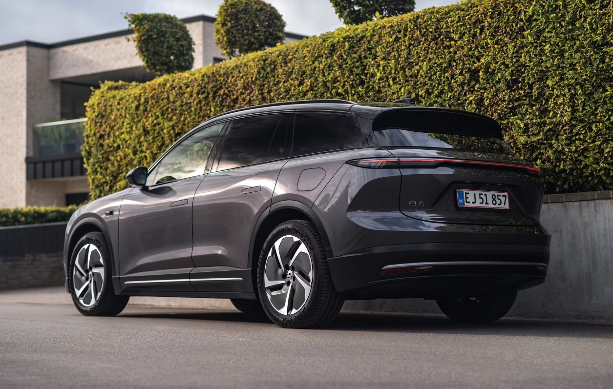 Her kan jyderne prøve de nye Kina-elbiler fra Nio og Firefly Her kan du prøve de nye Kina-elbiler fra Nio og Firefly