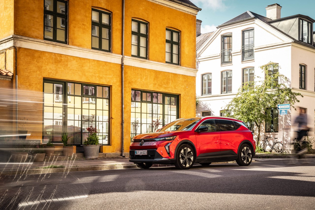 Renault stormer frem i Danmark – bedste resultat i næsten 10 år Renault stormer frem i Danmark – bedste resultat i næsten 10 år