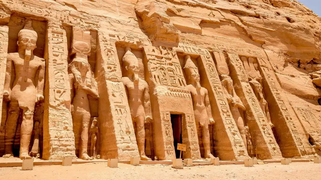 discover-the-temples-of-abu-simbel