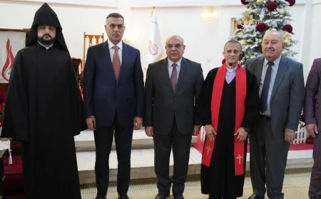 محافظ البصرة يحث العوائل المسيحية على العودة ويعد بالدعم الكامل