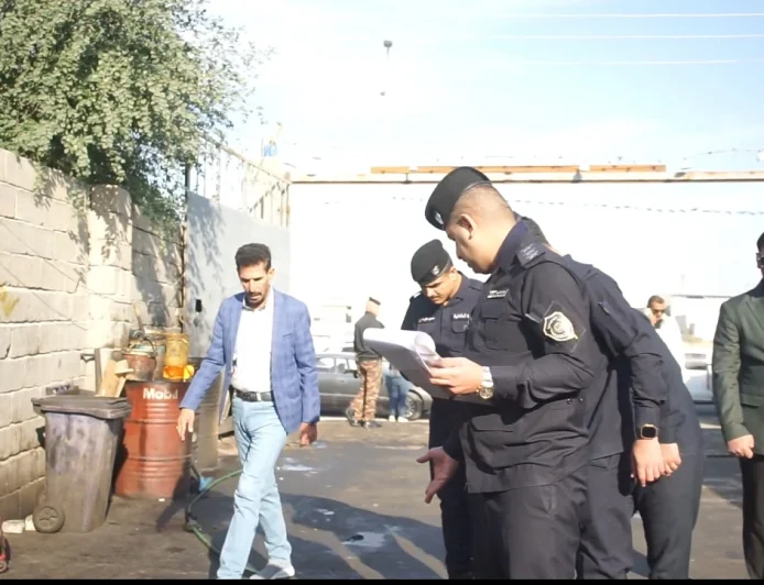 حملة مشتركة تغلق محطات غسيل وتزييت السيارات غير المرخّصة في الزبير