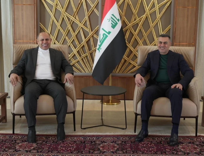 محافظ البصرة ورئيس مجلس المحافظة يبحثان الملفات الخدمية والأمنية