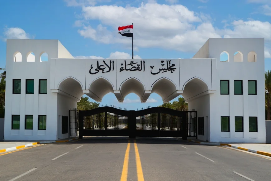 القضاء يلغي قرار فرض "أجور الخدمة" على شركات الاتصالات