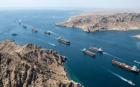 الخارجية الإيرانية: مضيق هرمز ليس ساحة استعراض عسكري