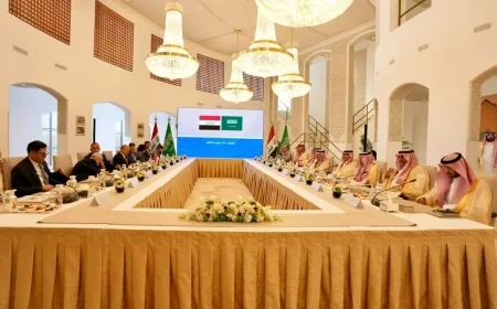 وزير الخارجية ونظيره السعودي يؤكدان أهمية دعم أمن العراق واستقراره