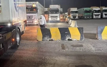 عبر ساحة الترحيب بأم قصر.. العراق يباشر تمرير الوجبة الثانية من المساعدات الإماراتية إلى لبنان بنظام "الترانزيت"